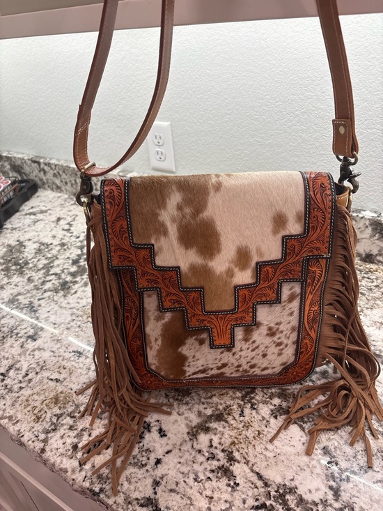 Handbags - Fringe Cowhide Crossbody Bag in Brown and Cream